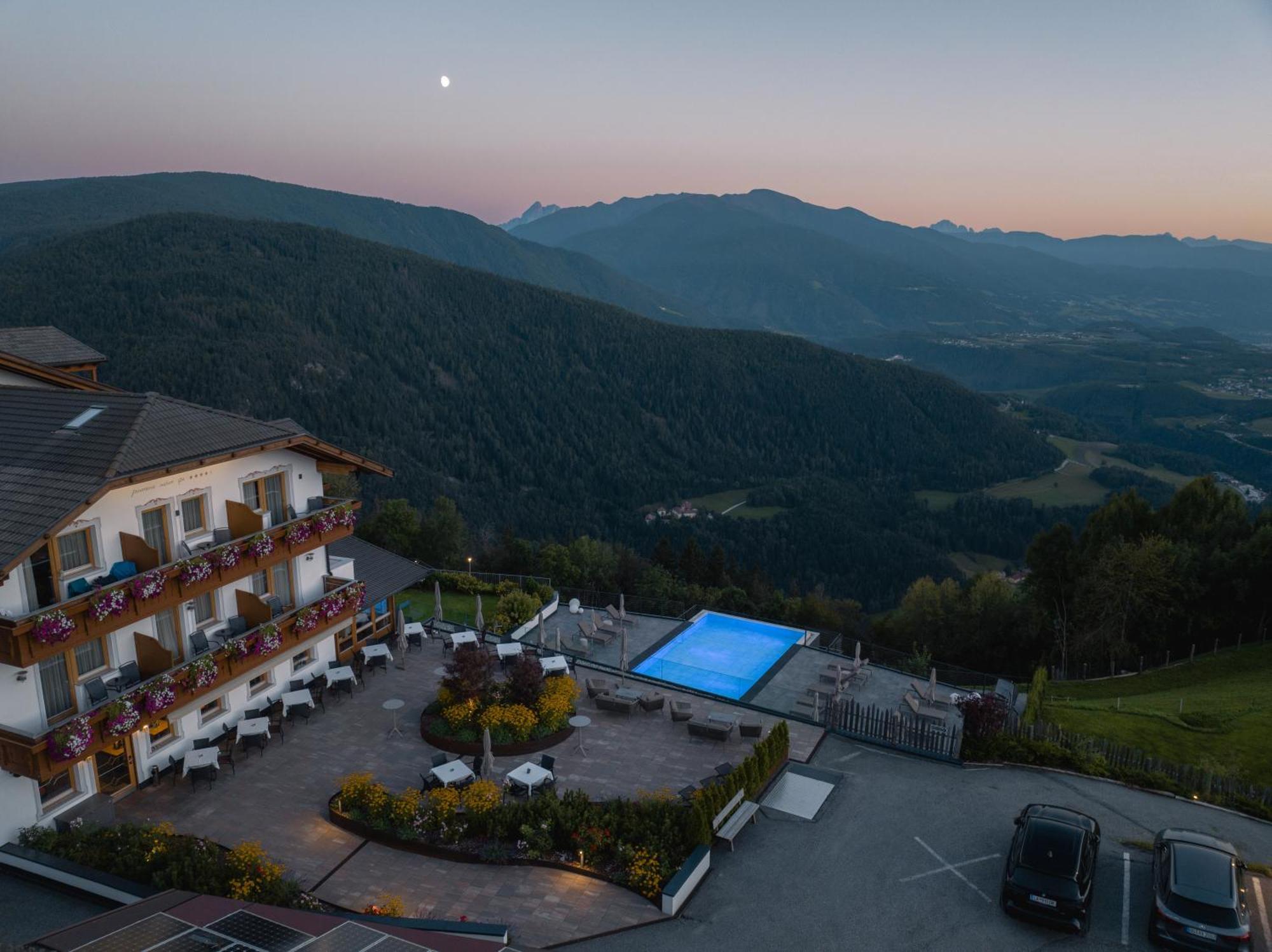 Panoramahotel Huberhof Маранца Екстер'єр фото